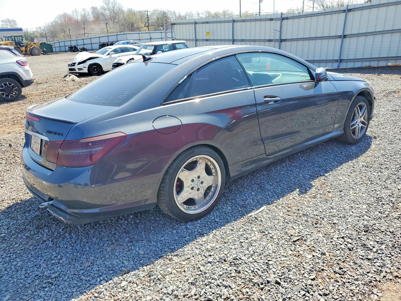 2012 Mercedes-Benz E 550 - Фото 3