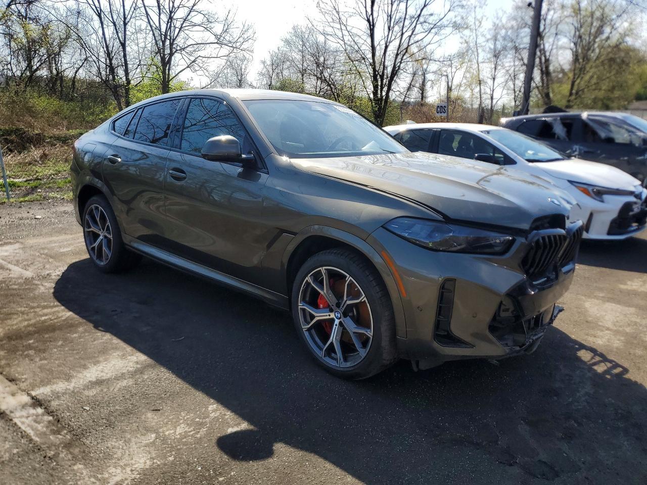 2026 BMW X6 xDrive40I - Image 4