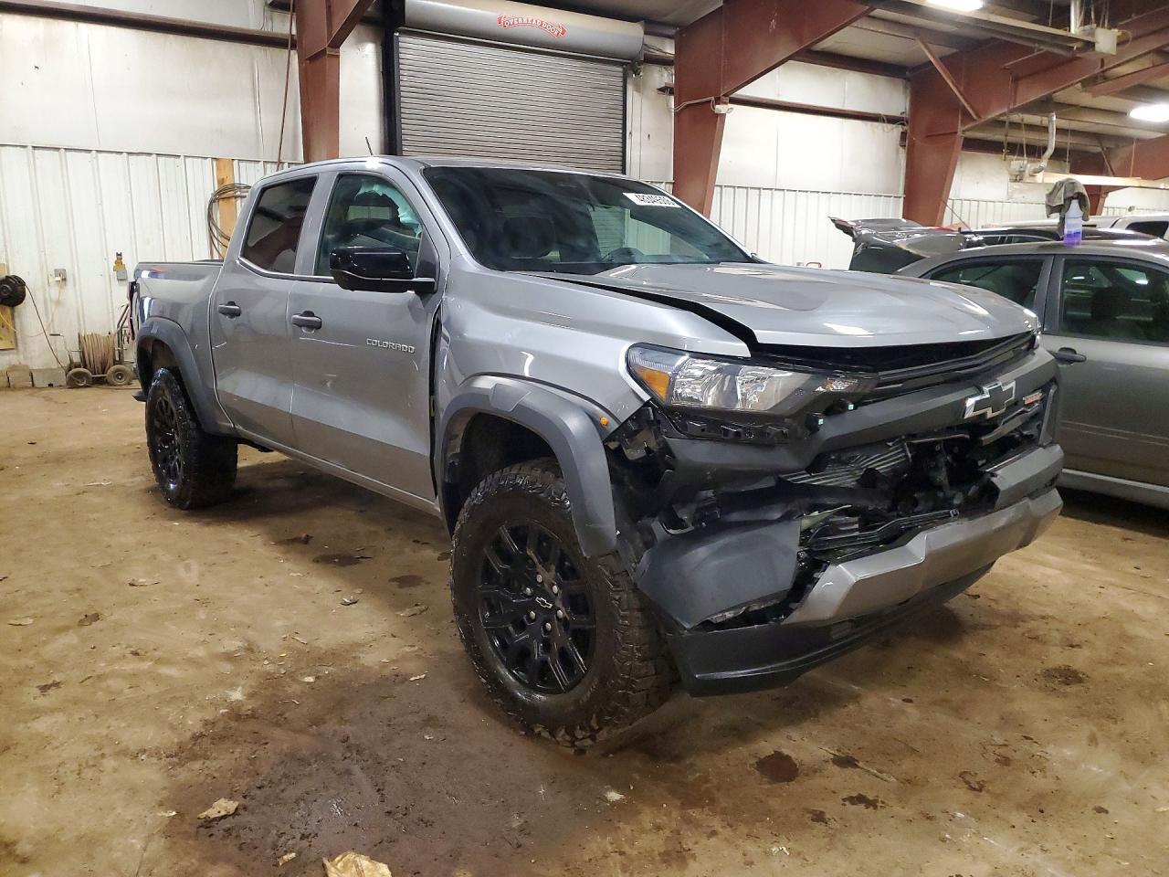 2026 Chevrolet Colorado Trail Boss - Image 4