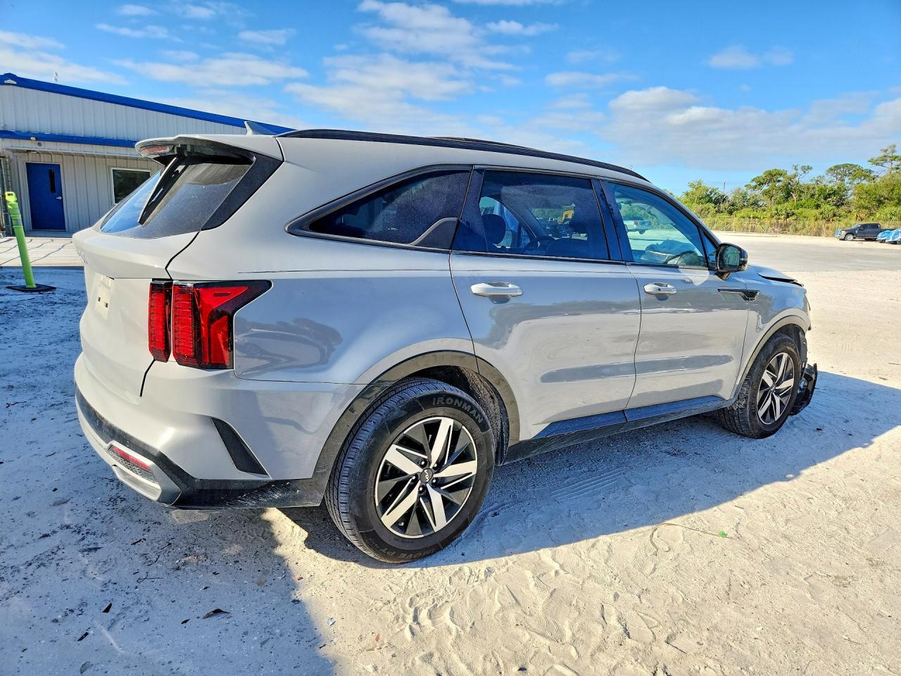 2023 Kia Sorento Ex - Фото 3