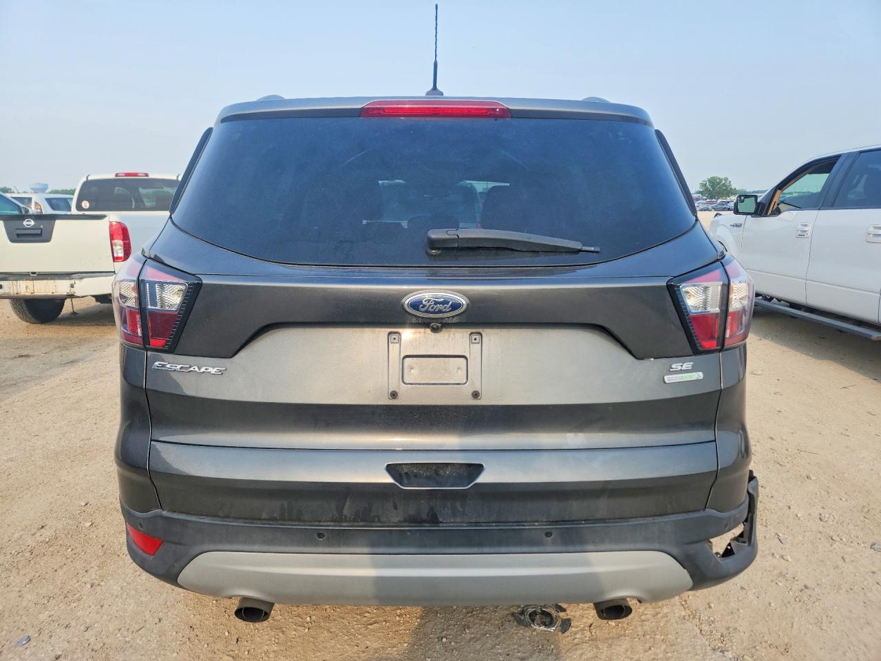 2017 Ford Escape Se - Фото 6