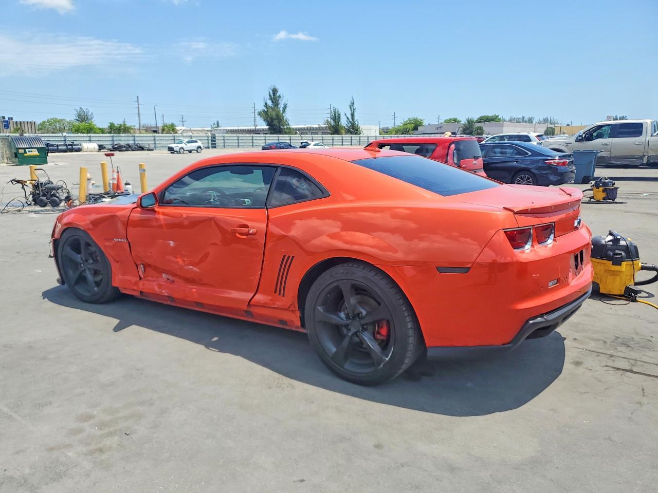 2013 Chevrolet Camaro Lt - Фото 2