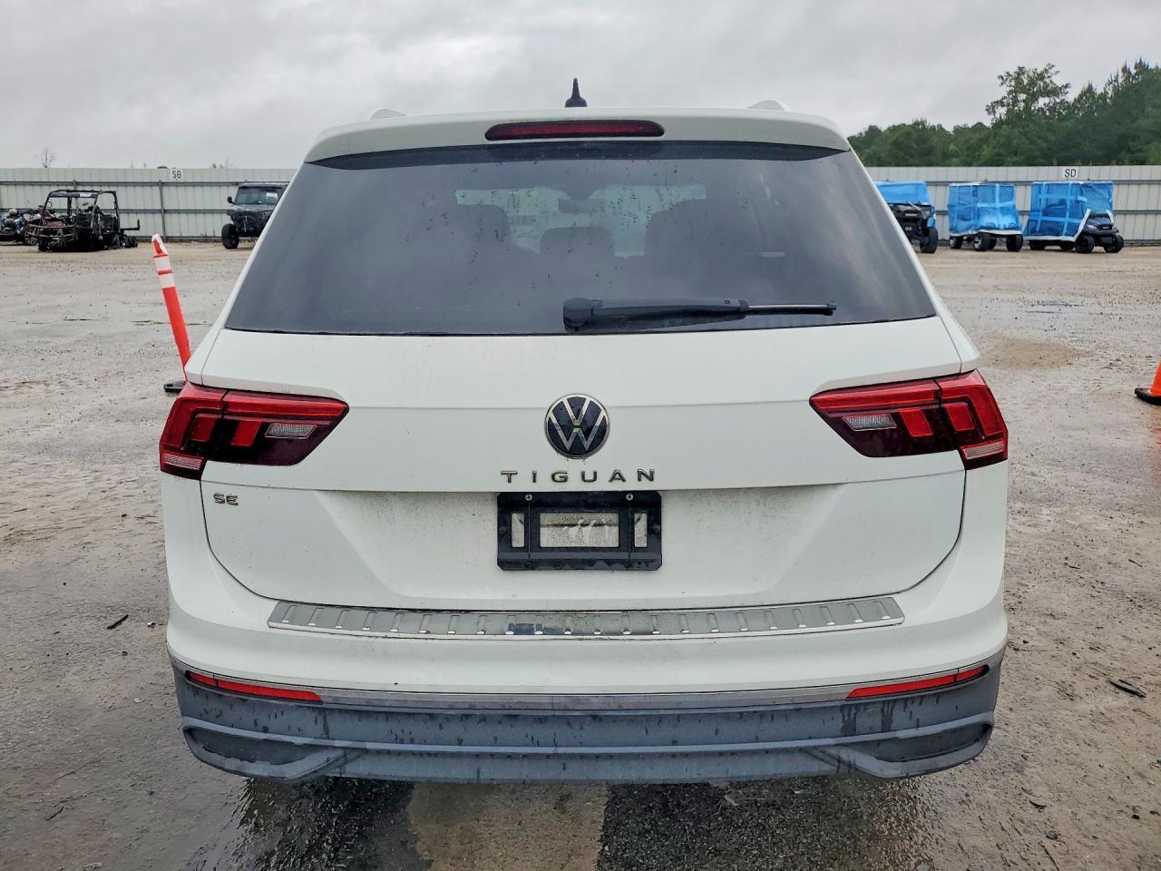 2022 Volkswagen Tiguan Se - Image 6