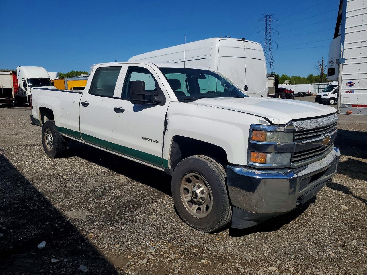 2015 Chevrolet Silverado C3500 - Image 4