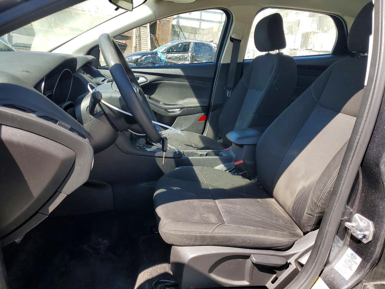 2017 Ford Focus Se - Image 7