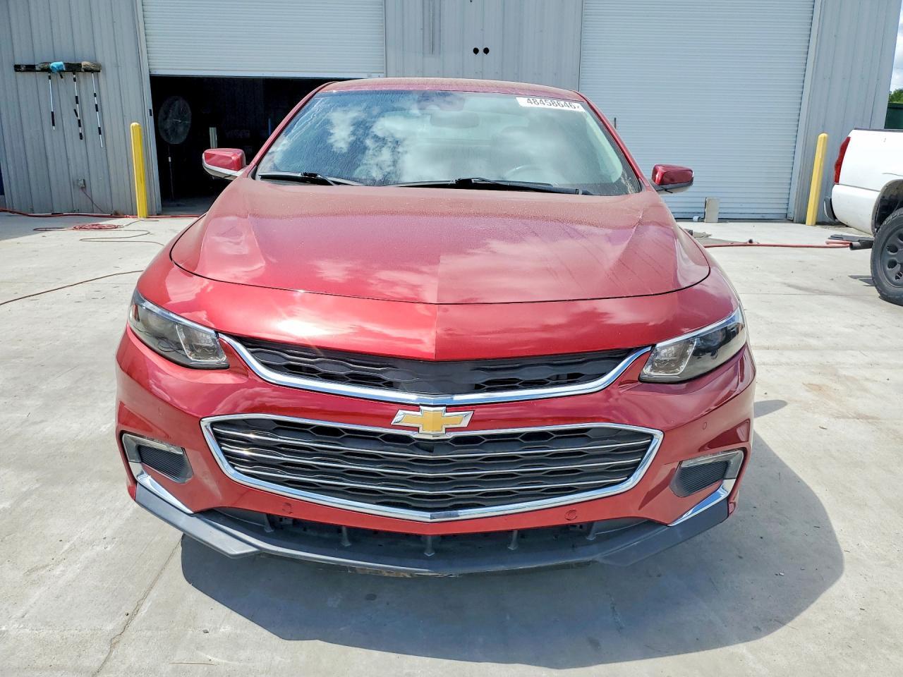 2017 Chevrolet Malibu Premier - Image 5