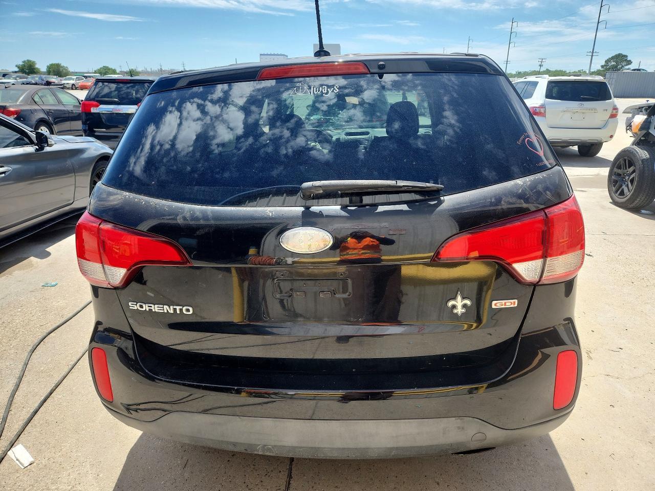 2014 Kia Sorento Lx - Image 6