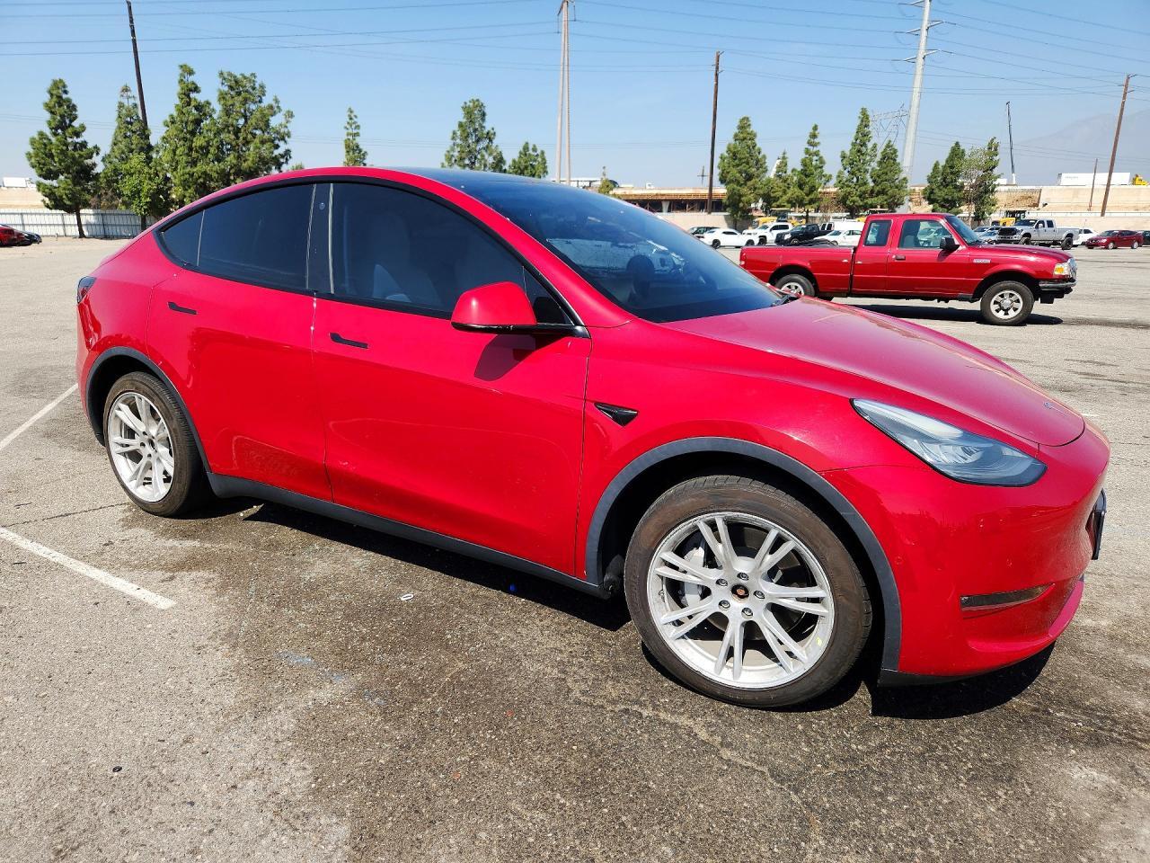 2022 Tesla Model Y - Image 4