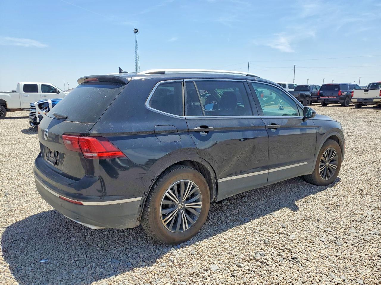 2019 Volkswagen Tiguan Se - Image 3