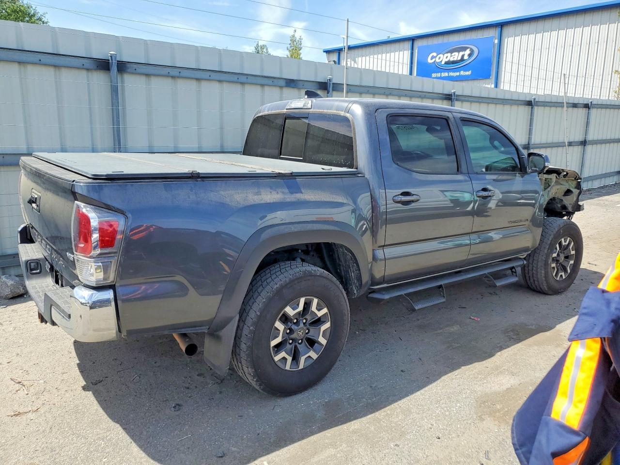 2021 Toyota Tacoma Trd Off-Road - Image 3