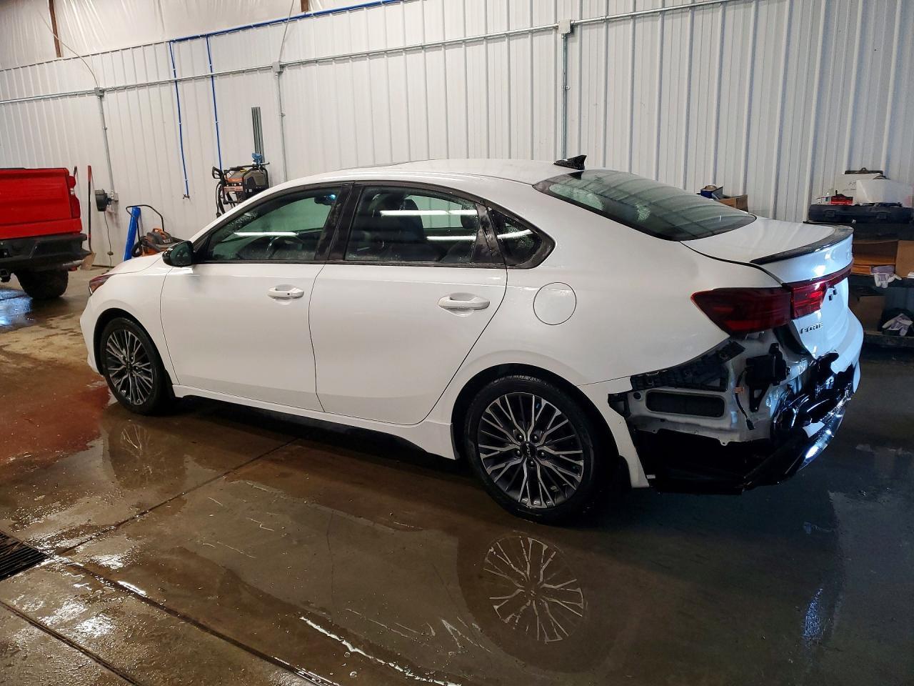 2023 Kia Forte Gt-Line - Фото 2