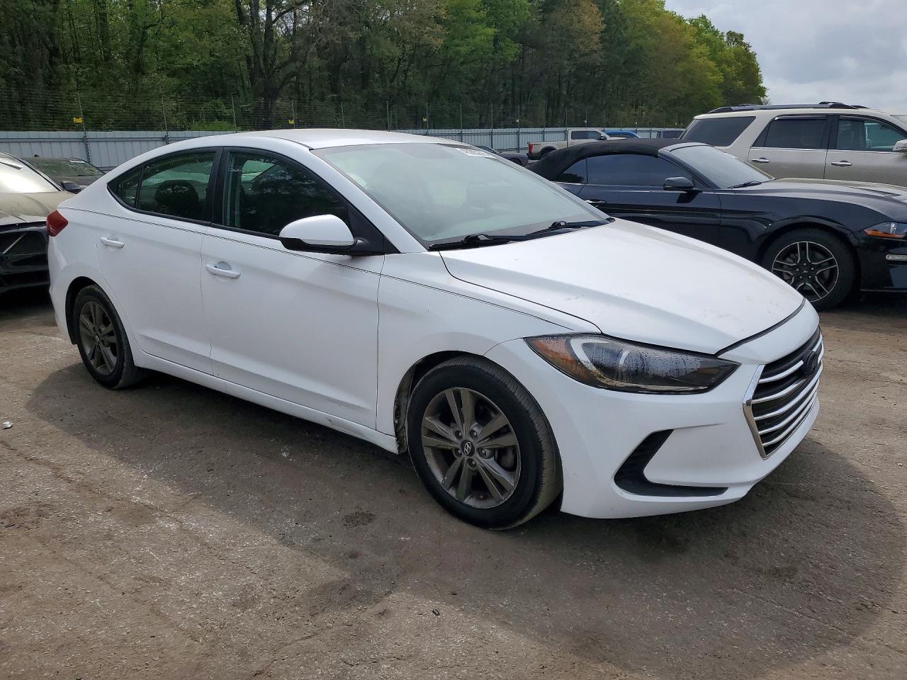 2018 Hyundai Elantra Sel - Image 4