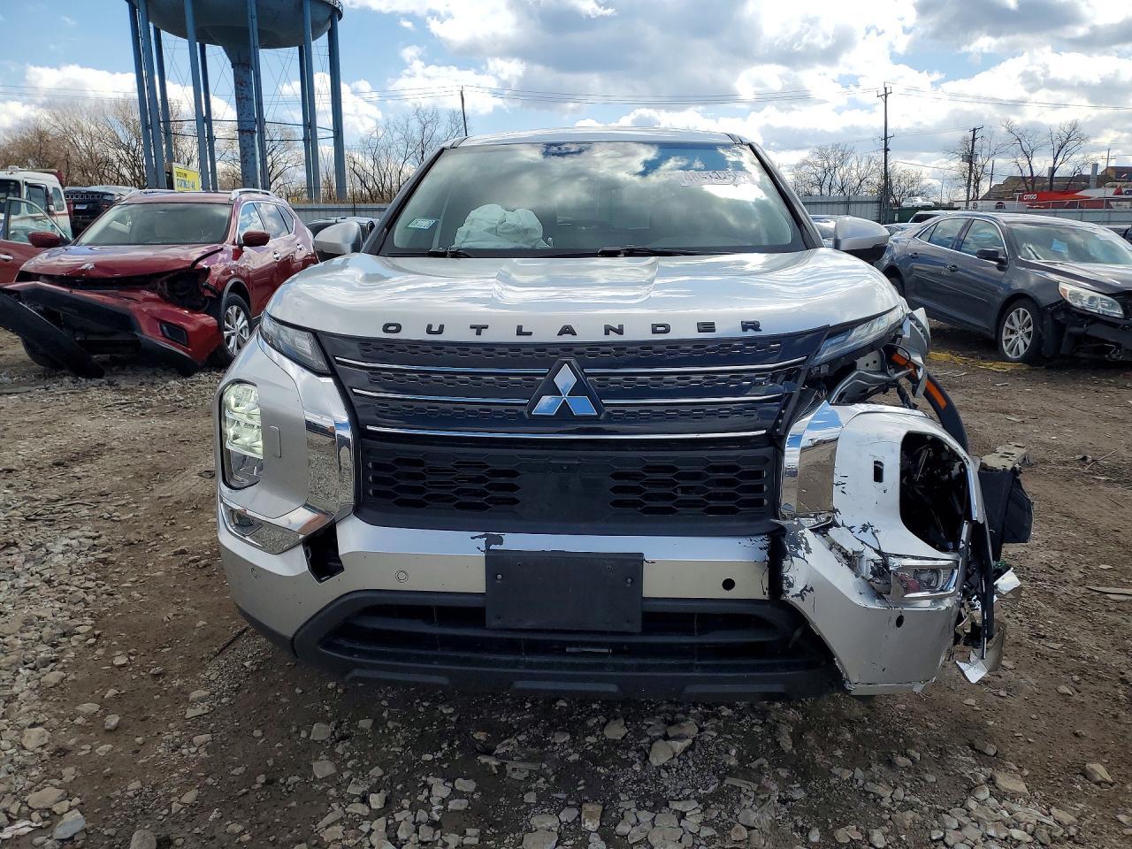 2022 Mitsubishi Outlander Se - Image 5
