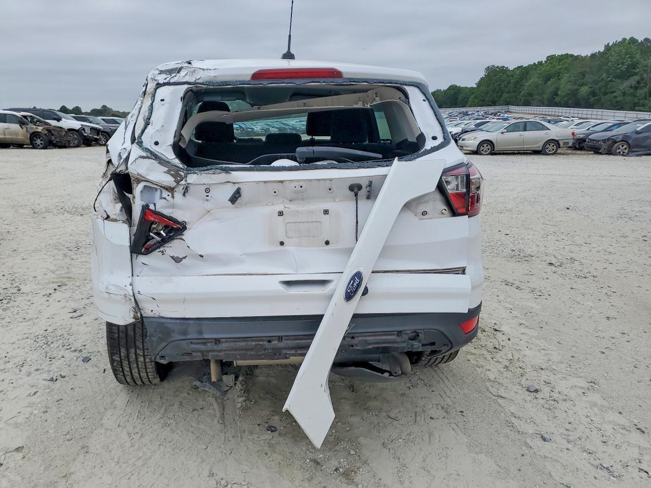 2017 Ford Escape - Image 6