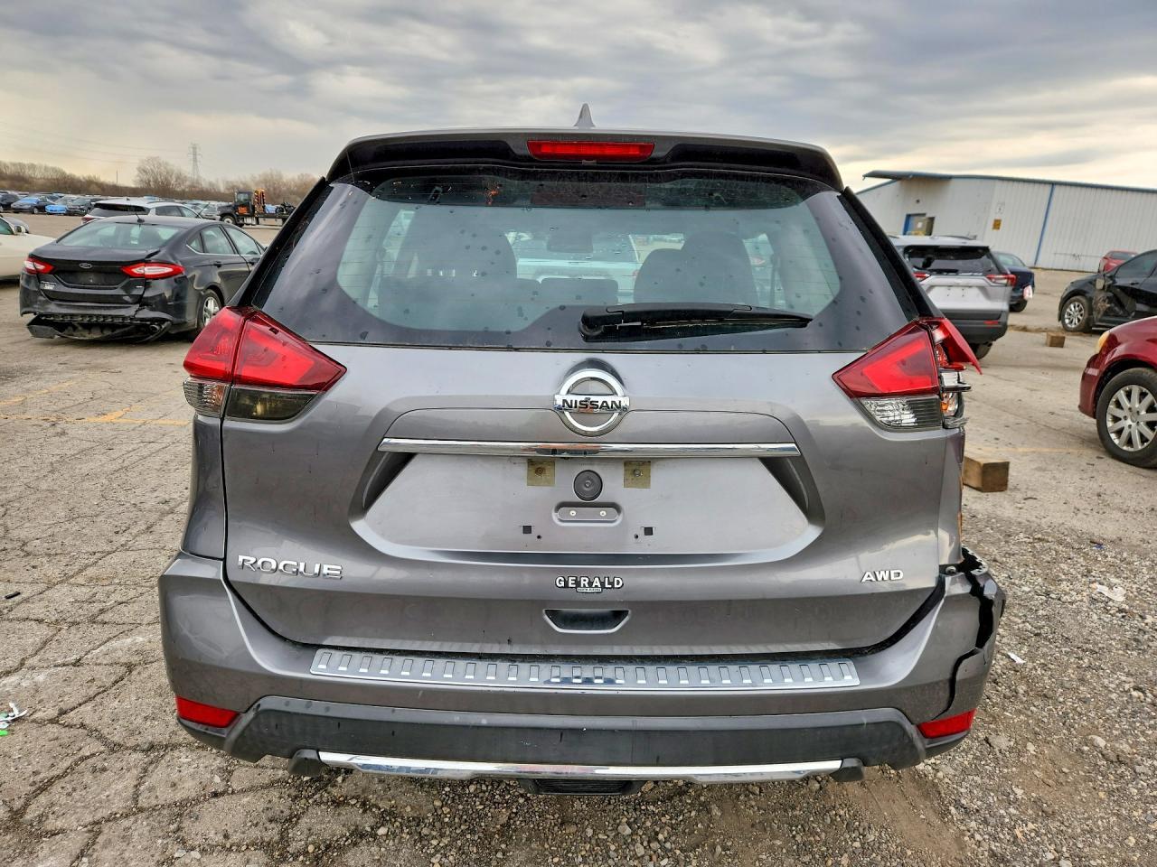 2018 Nissan Rogue S - Фото 6