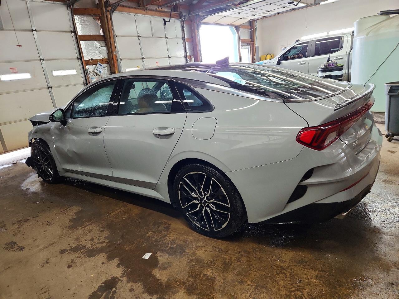2024 Kia K5 Gt - Image 2