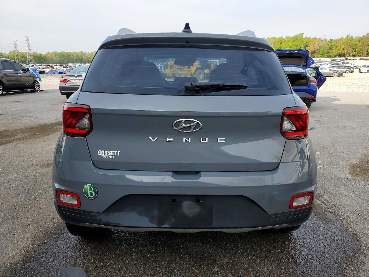 2022 Hyundai Venue Sel - Фото 6