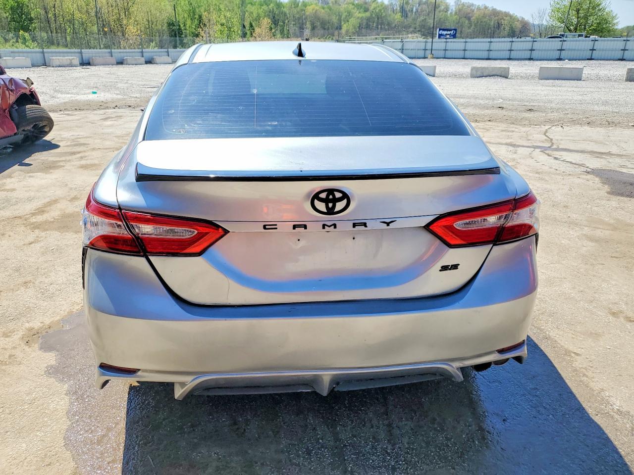 2020 Toyota Camry Se Nightshade - Фото 6