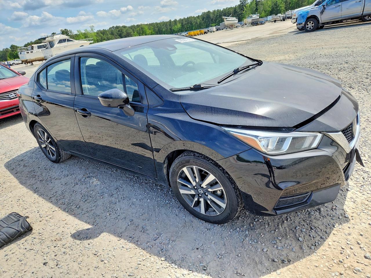 2021 Nissan Versa Sv - Image 4