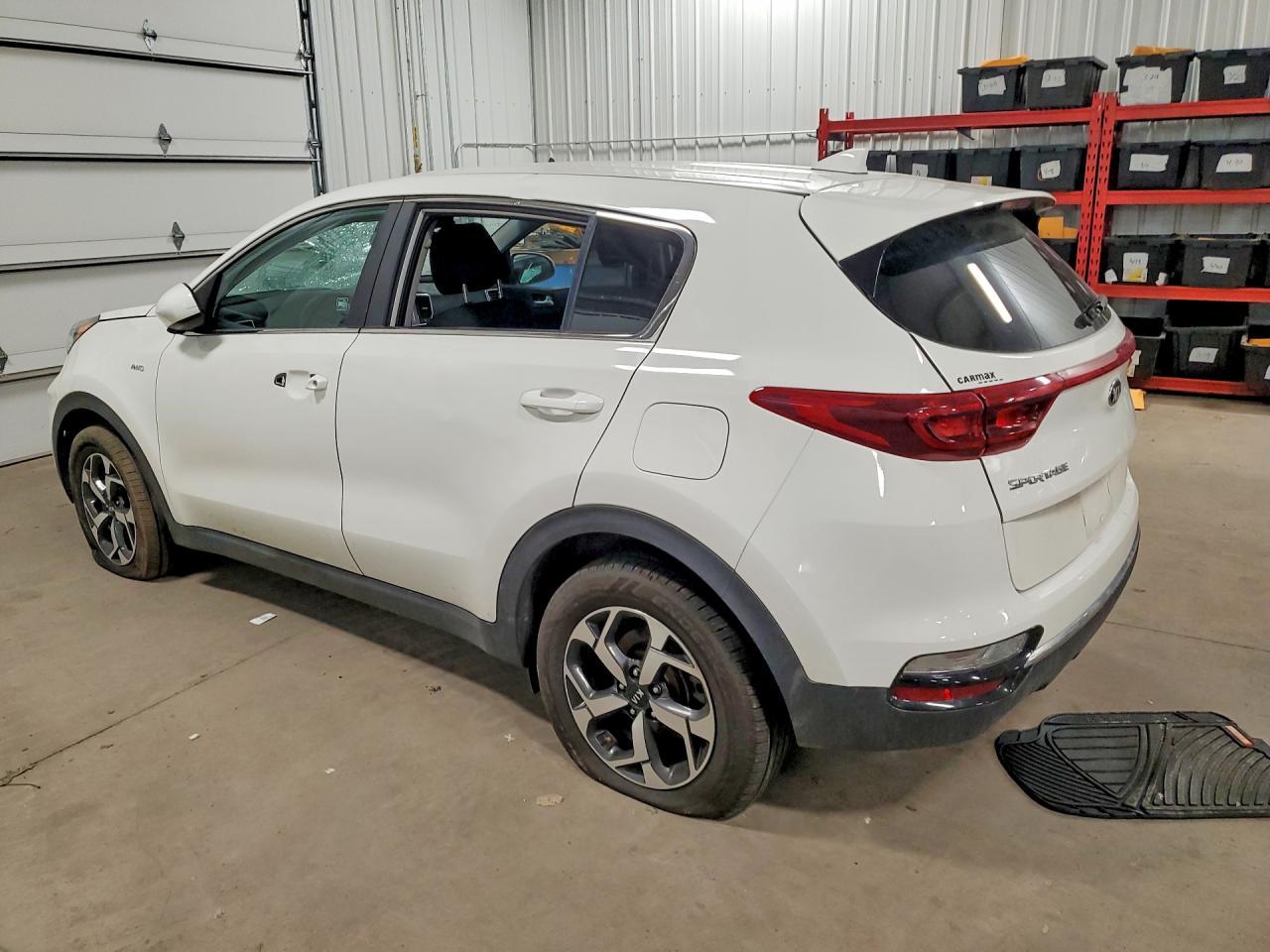 2020 Kia Sportage Lx - Image 2