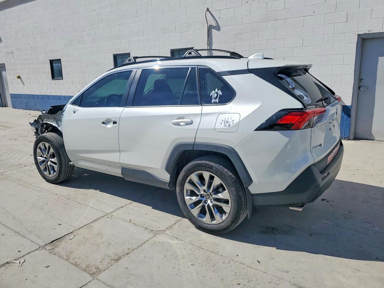 2021 Toyota Rav4 Xle Premium - Фото 2