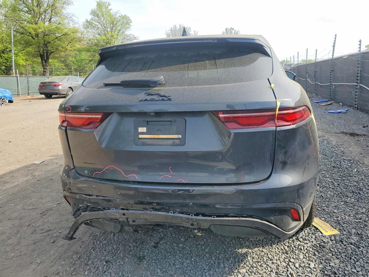 2025 Jaguar F-Pace R-Dynamic S - Фото 6