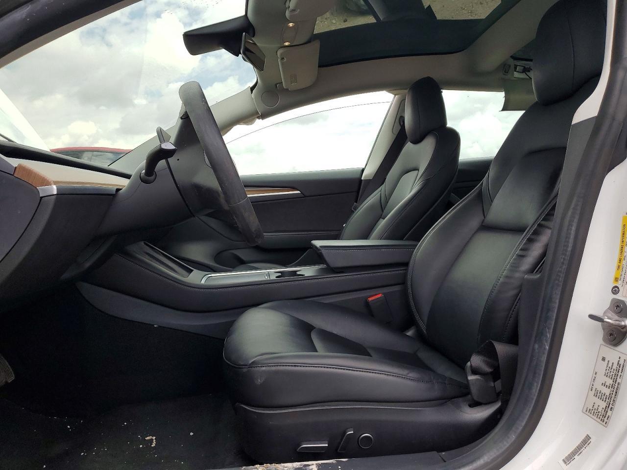 2021 Tesla Model 3 - Image 7