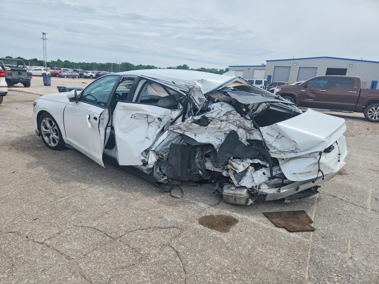 2023 Honda Accord Lx - Фото 2