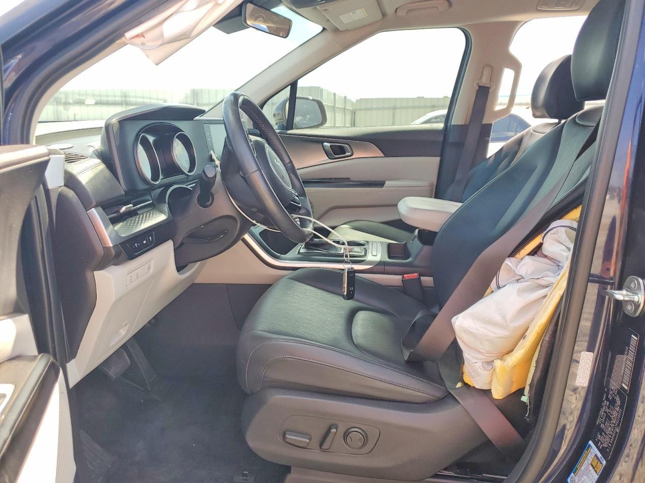 2023 Kia Carnival Lx - Фото 7