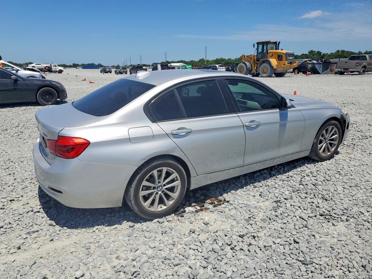 2018 BMW 320 I - Image 3