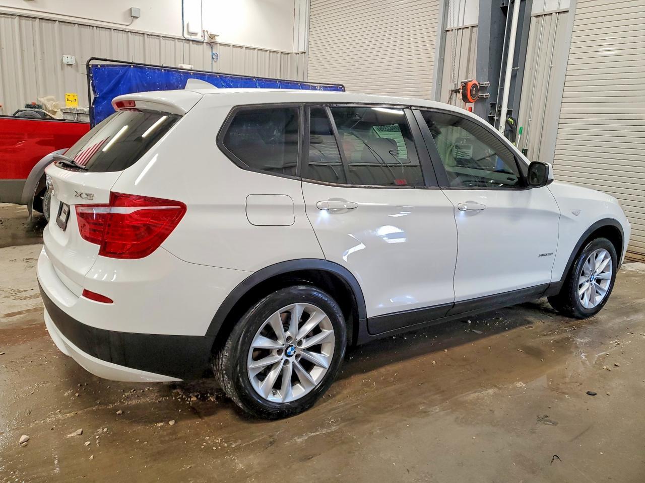 2014 BMW X3 xDrive28I - Image 3