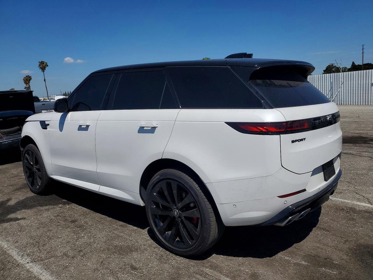2025 Land Rover Range Rover Sport Dynamic Se - Фото 2