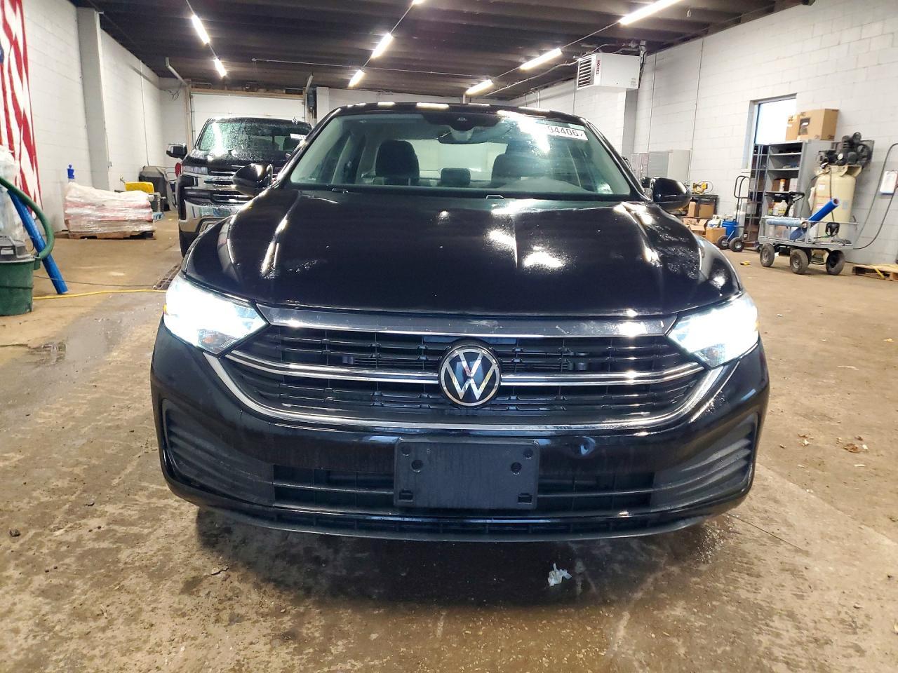 2024 Volkswagen Jetta S - Фото 5