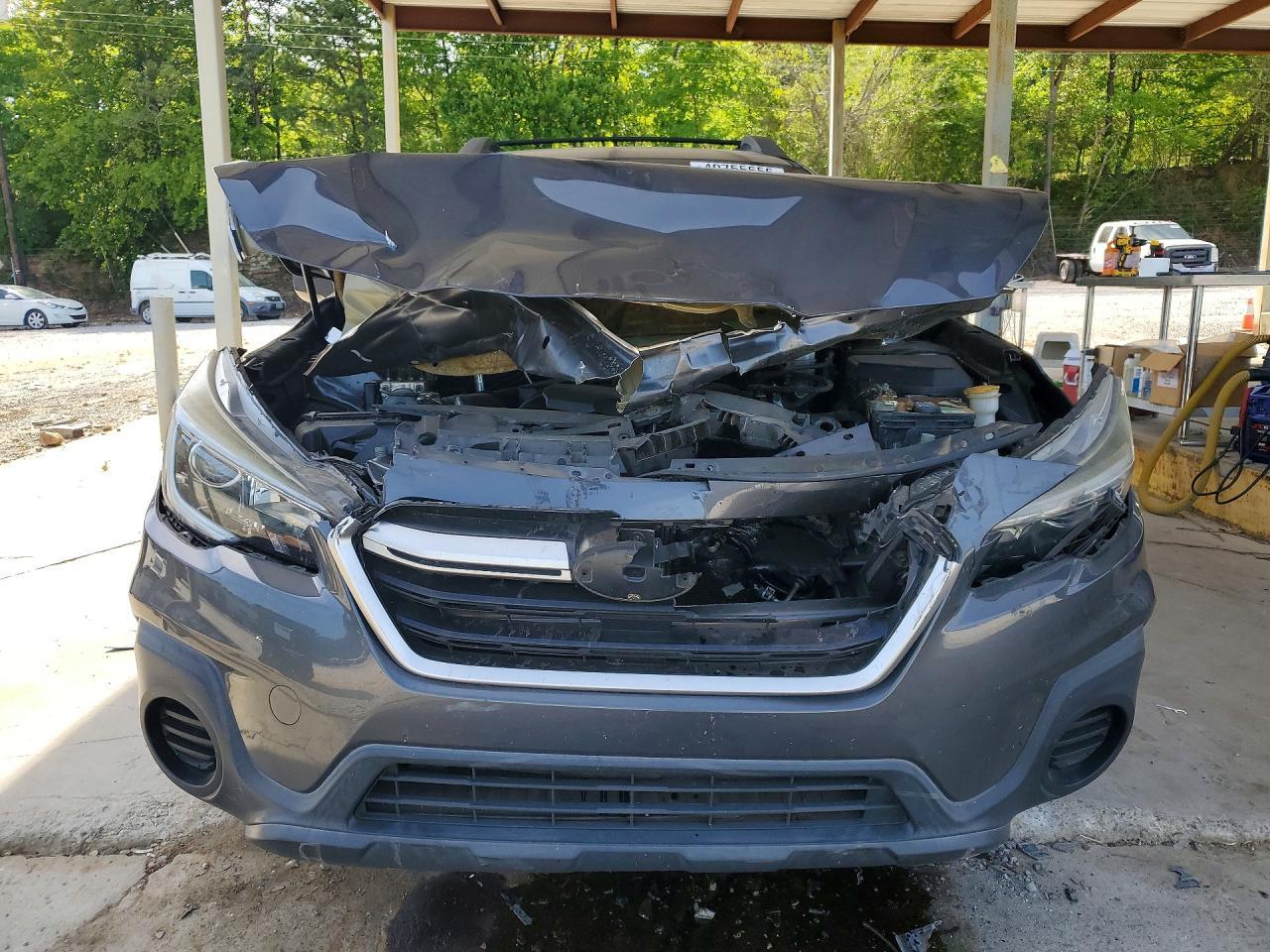 2018 Subaru Outback 2.5I - Image 5