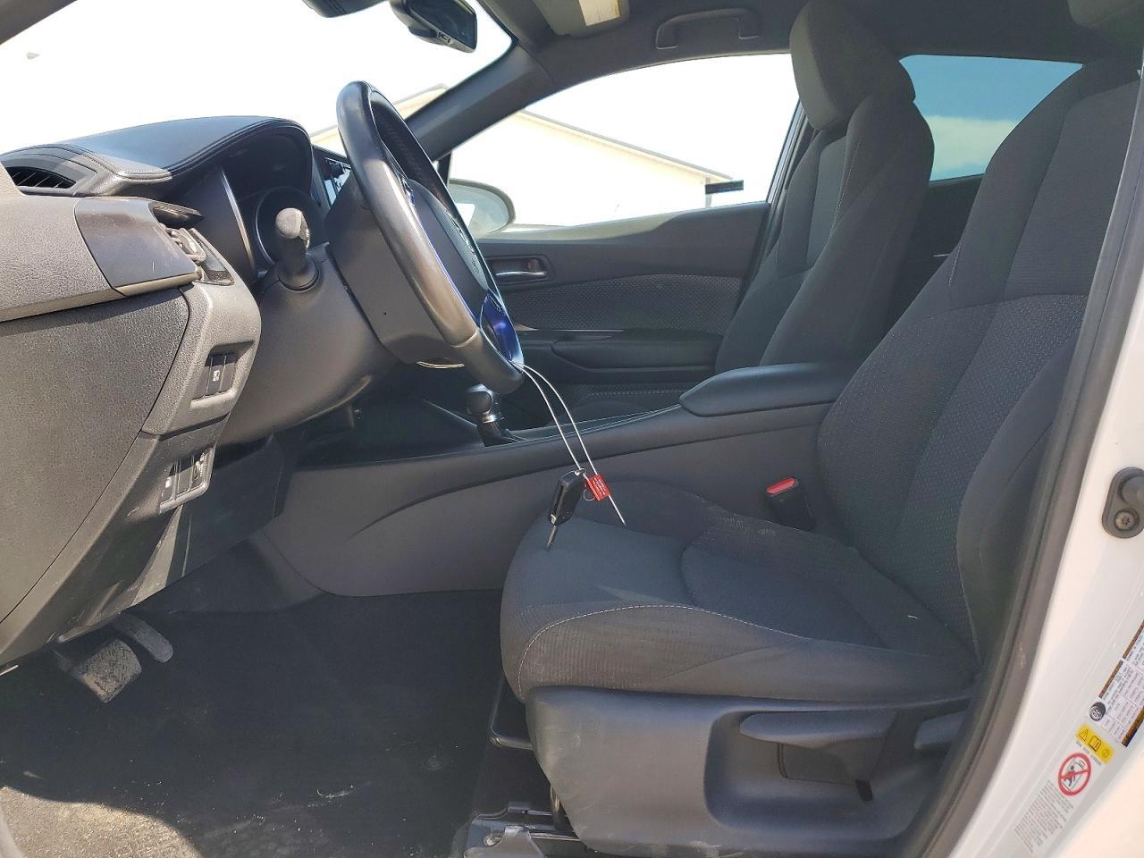 2018 Toyota C-Hr Xle - Image 7