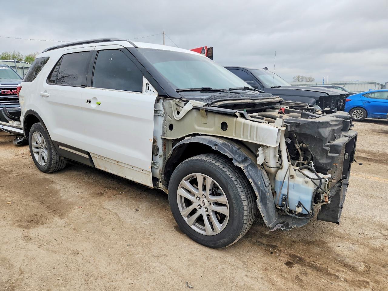 2018 Ford Explorer Xlt - Фото 4