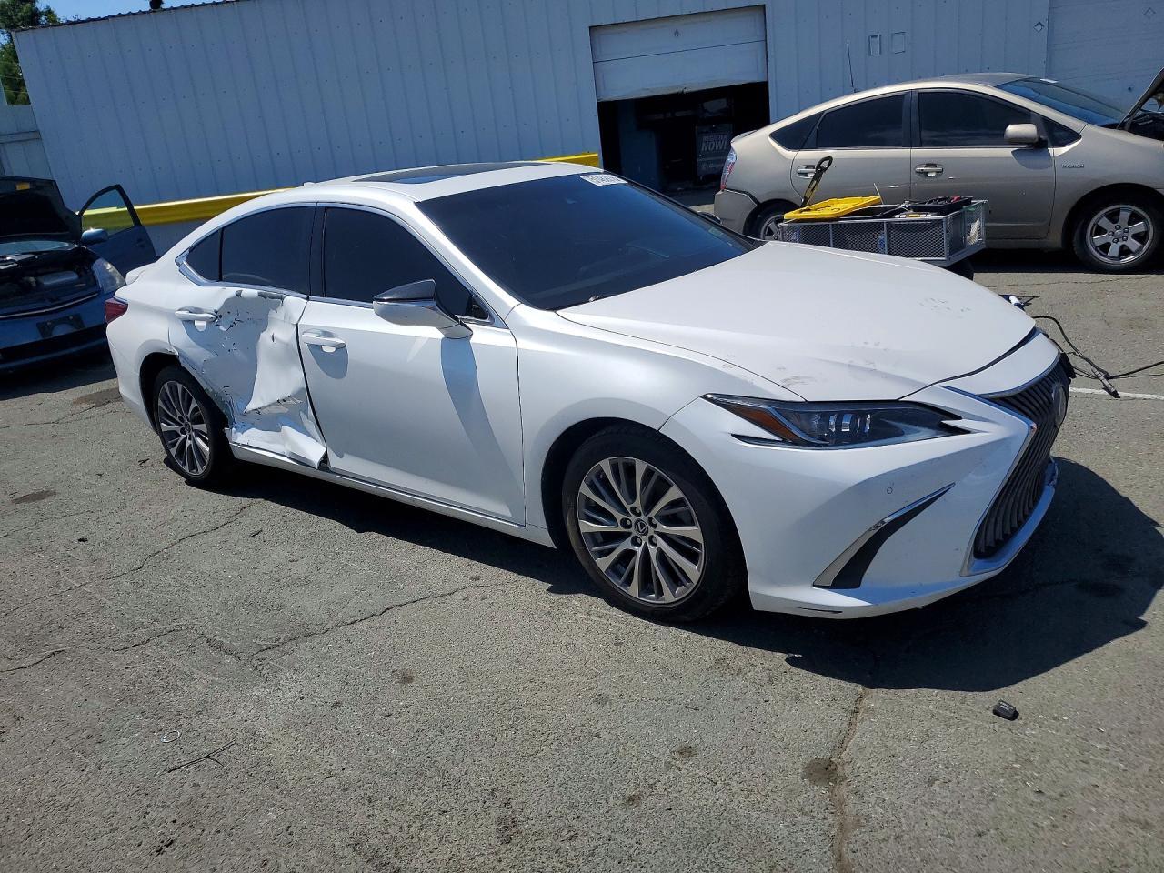 2021 Lexus Es 300H - Image 4