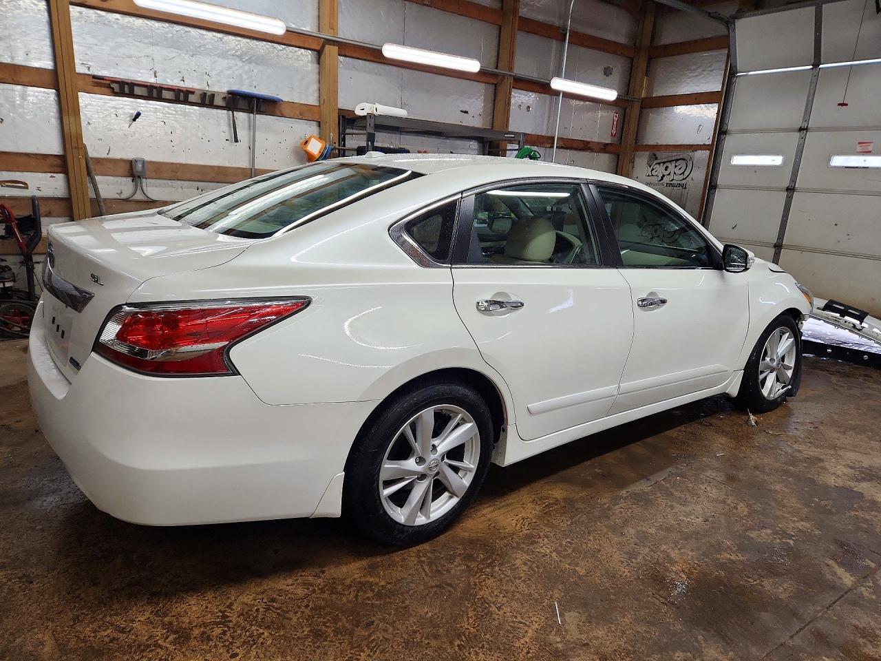 2014 Nissan Altima 2.5 Sl - Image 3