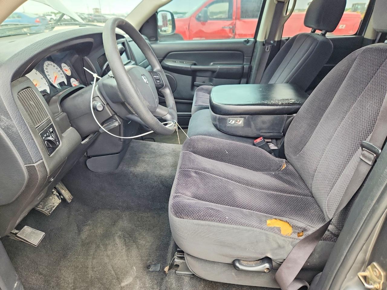 2005 Dodge Ram 1500 St - Image 7