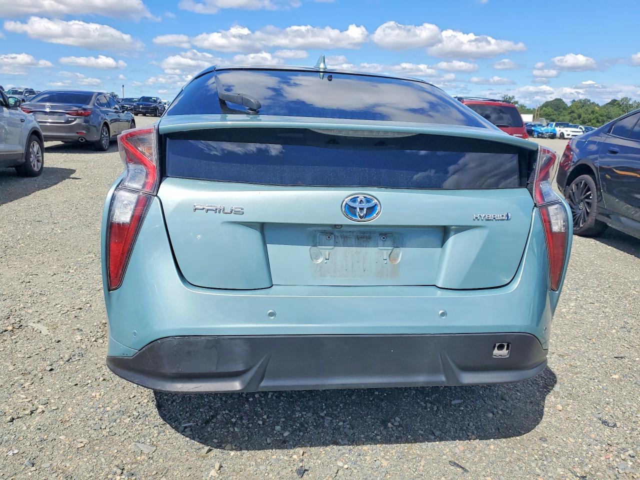 2018 Toyota Prius Three Touring - Фото 6