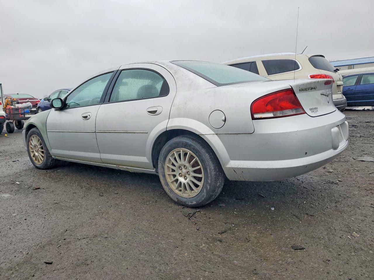 2005 Chrysler Sebring - Фото 2