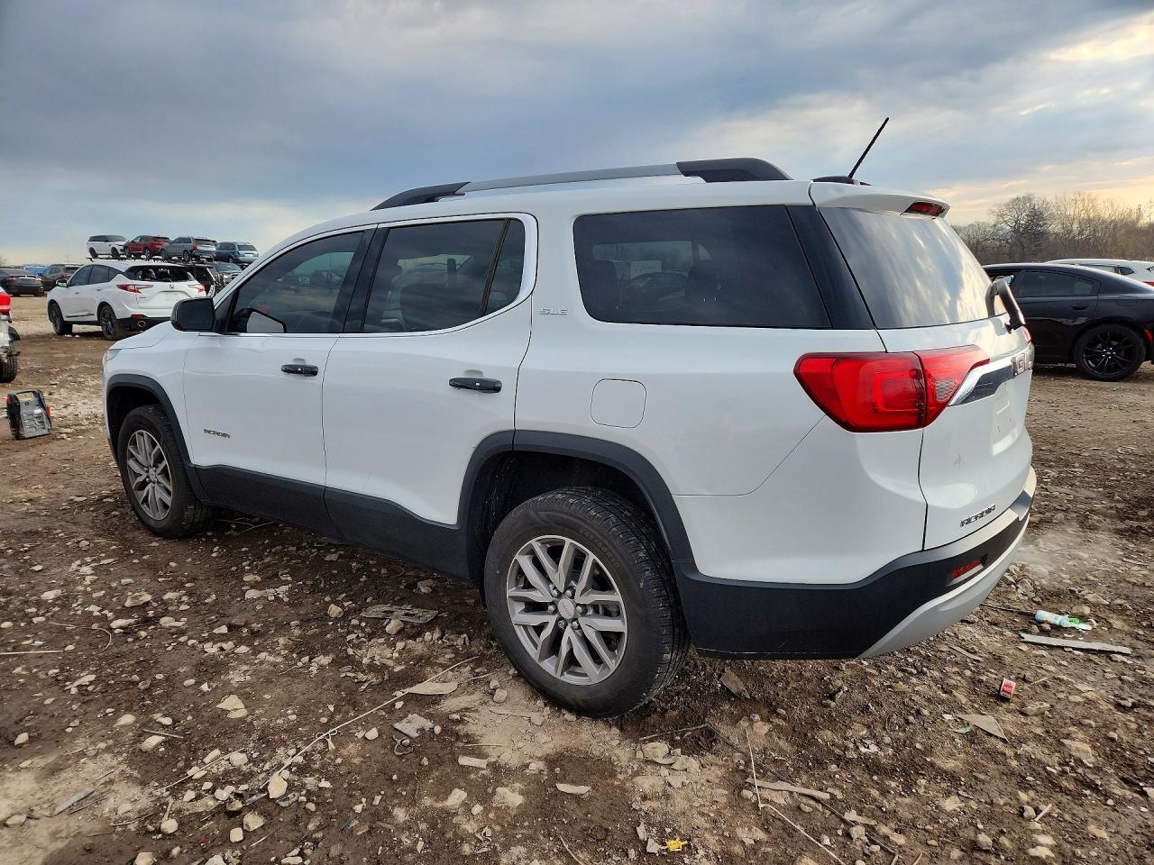 2017 GMC Acadia Sle - Фото 2