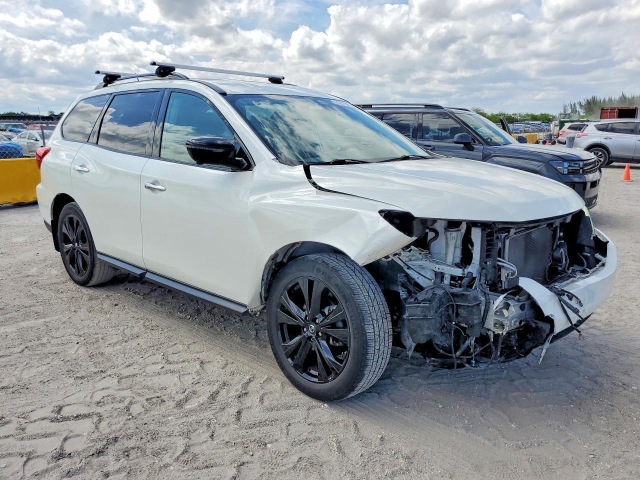 2018 Nissan Pathfinder Sl - Фото 4