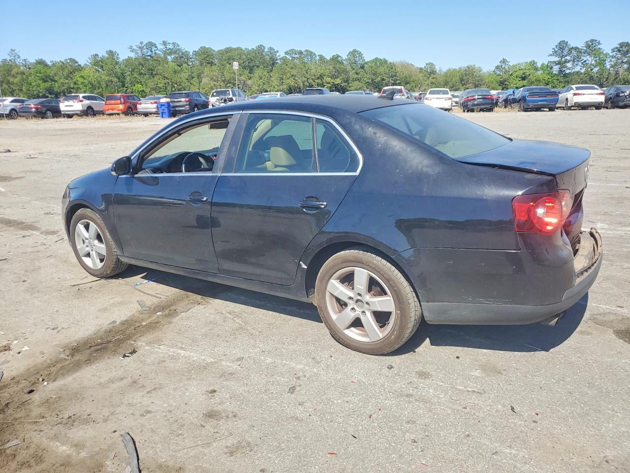 2009 Volkswagen Jetta Se - Фото 2