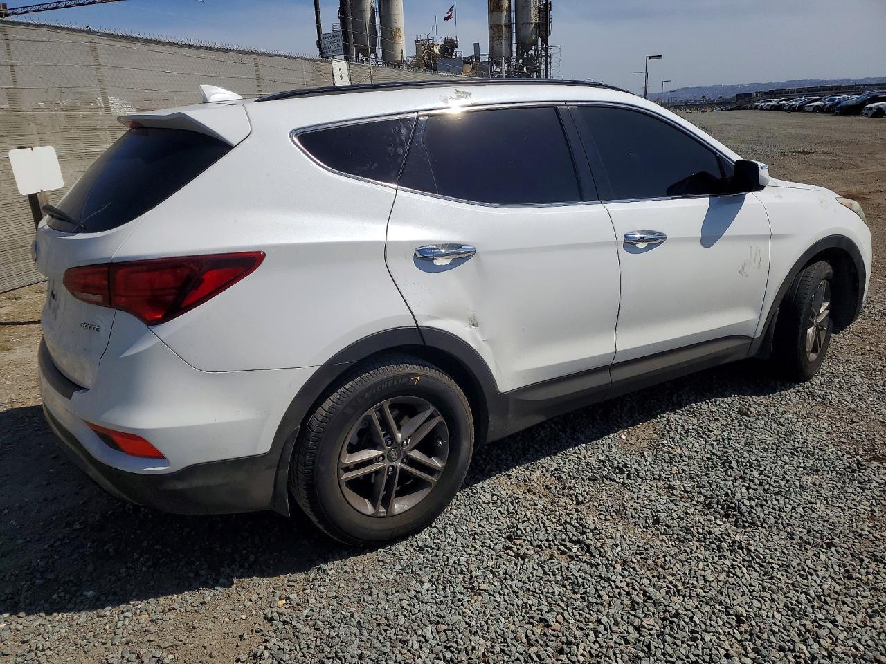 2017 Hyundai Santa Fe Sport 2.4L - Фото 3