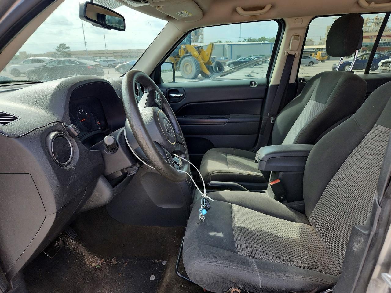 2013 Jeep Patriot - Image 7