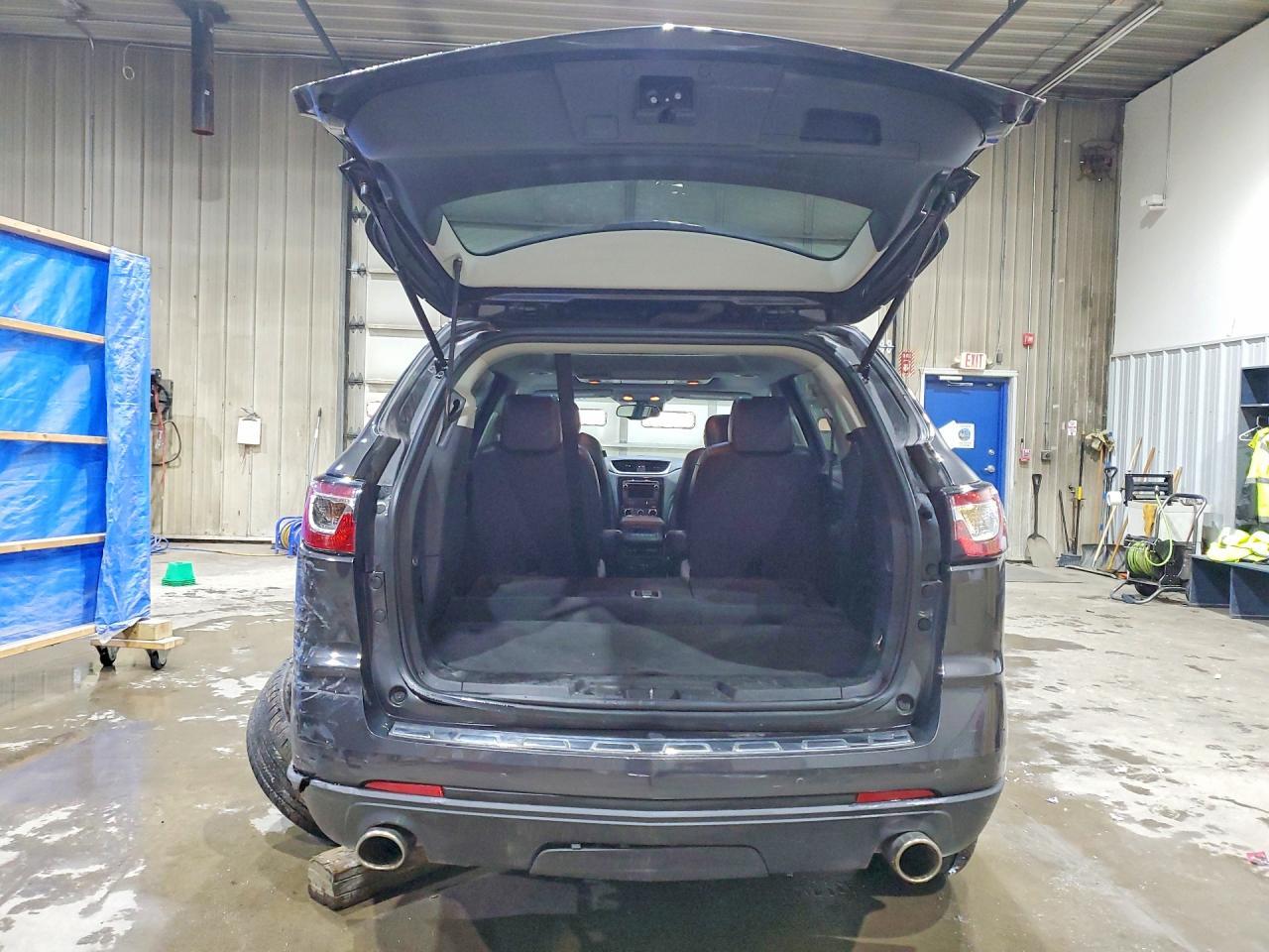 2017 Chevrolet Traverse Premier - Фото 6