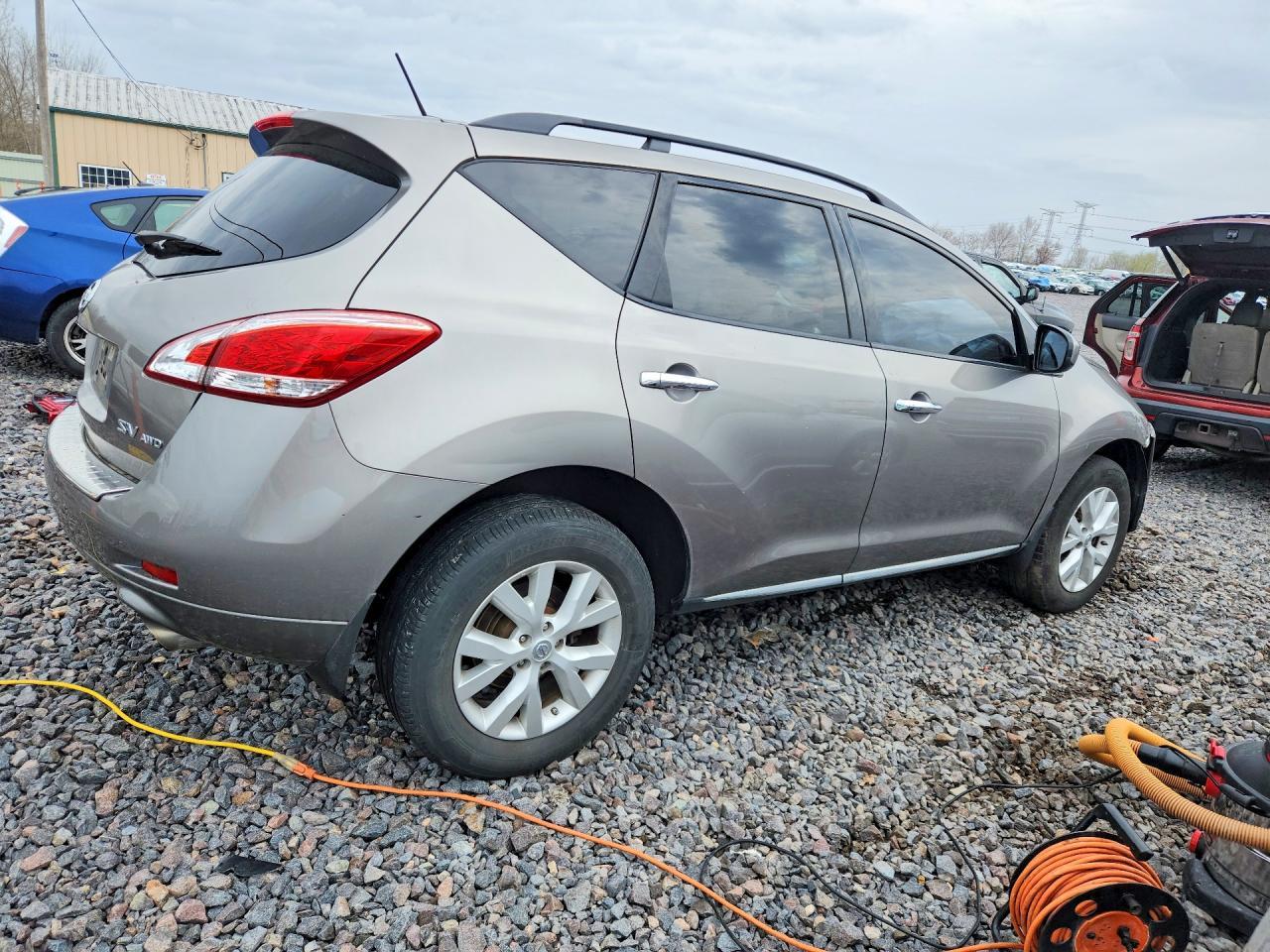2011 Nissan Murano S - Image 3