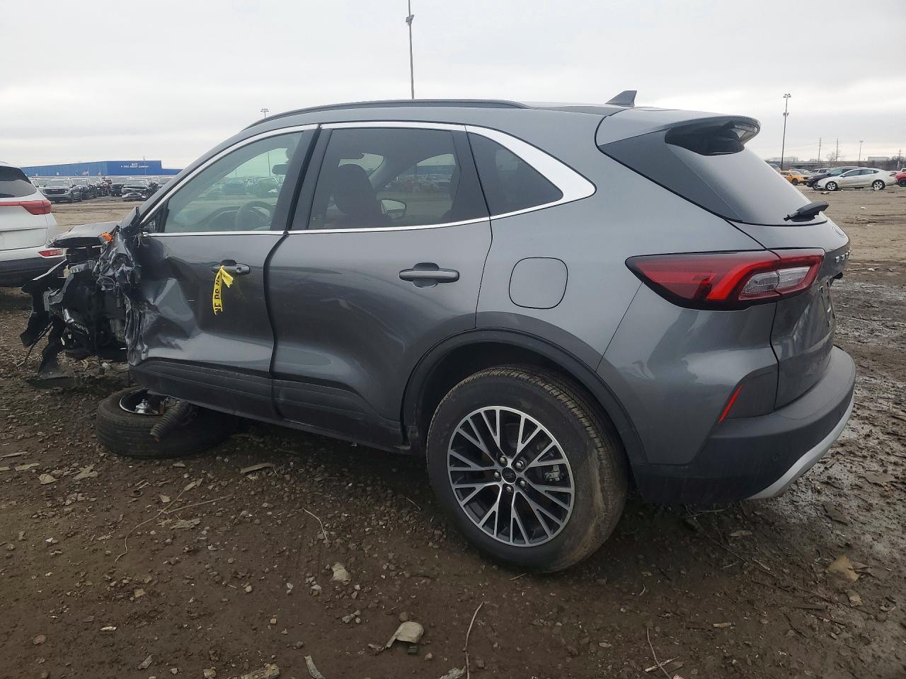 2026 Ford Escape Hybrid Phev - Фото 2