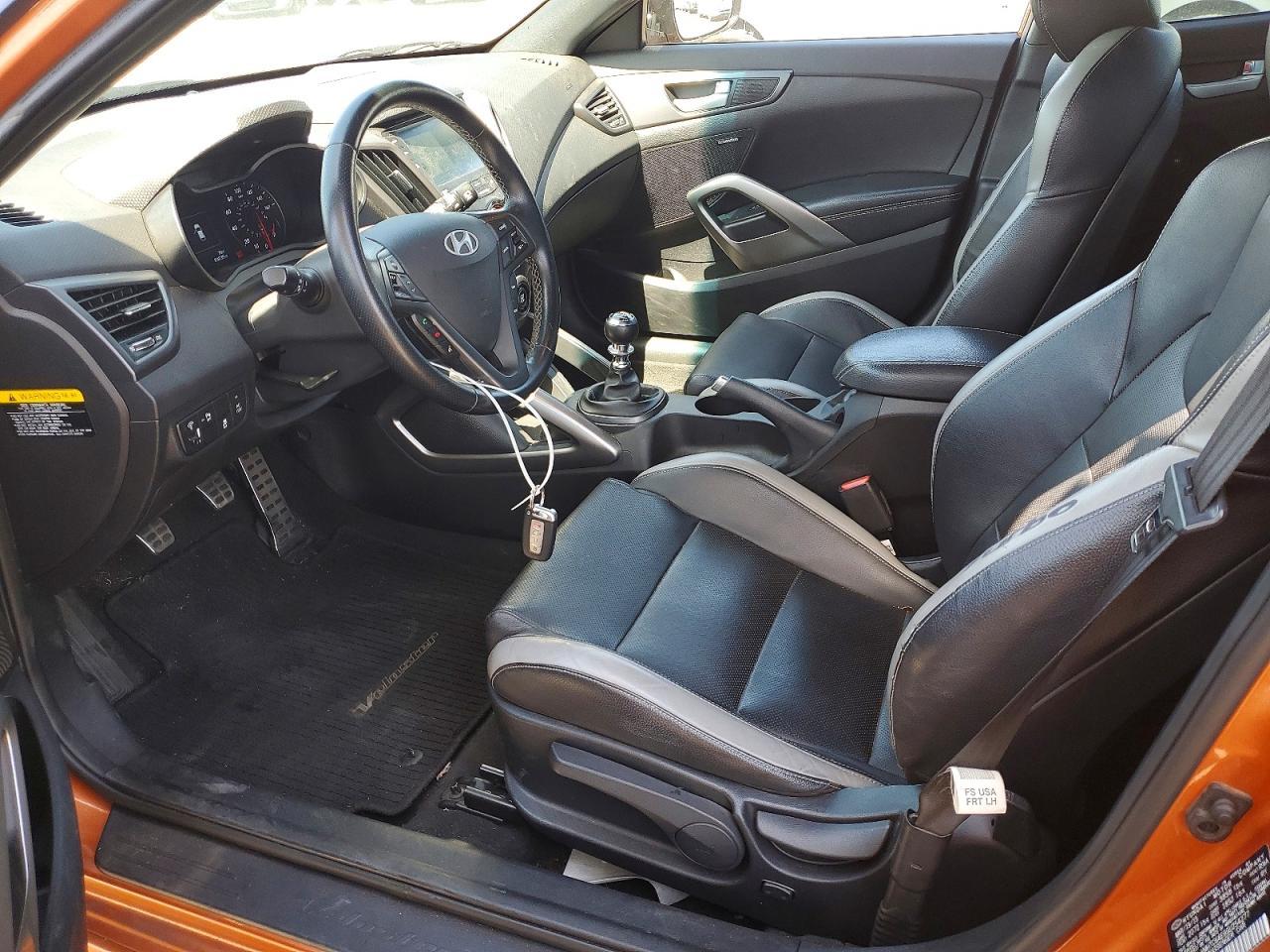 2016 Hyundai Veloster Turbo - Фото 7